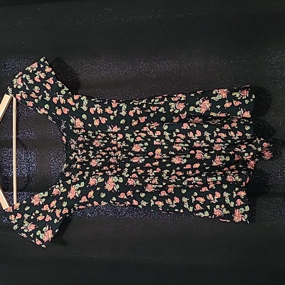 WOMEN'S Urban Outfitters Romper, Black Flower Pattern, Size Small - Picture 2 of 4